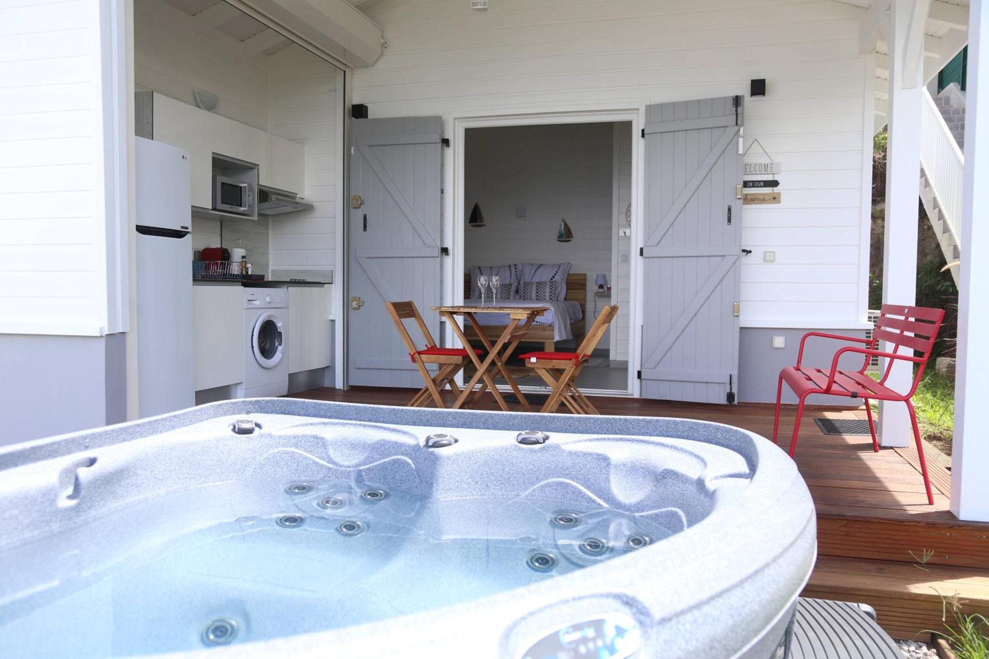 Bungalow Palbéa supérieur avec SPA et vue mer Schoelcher Extérieur photo