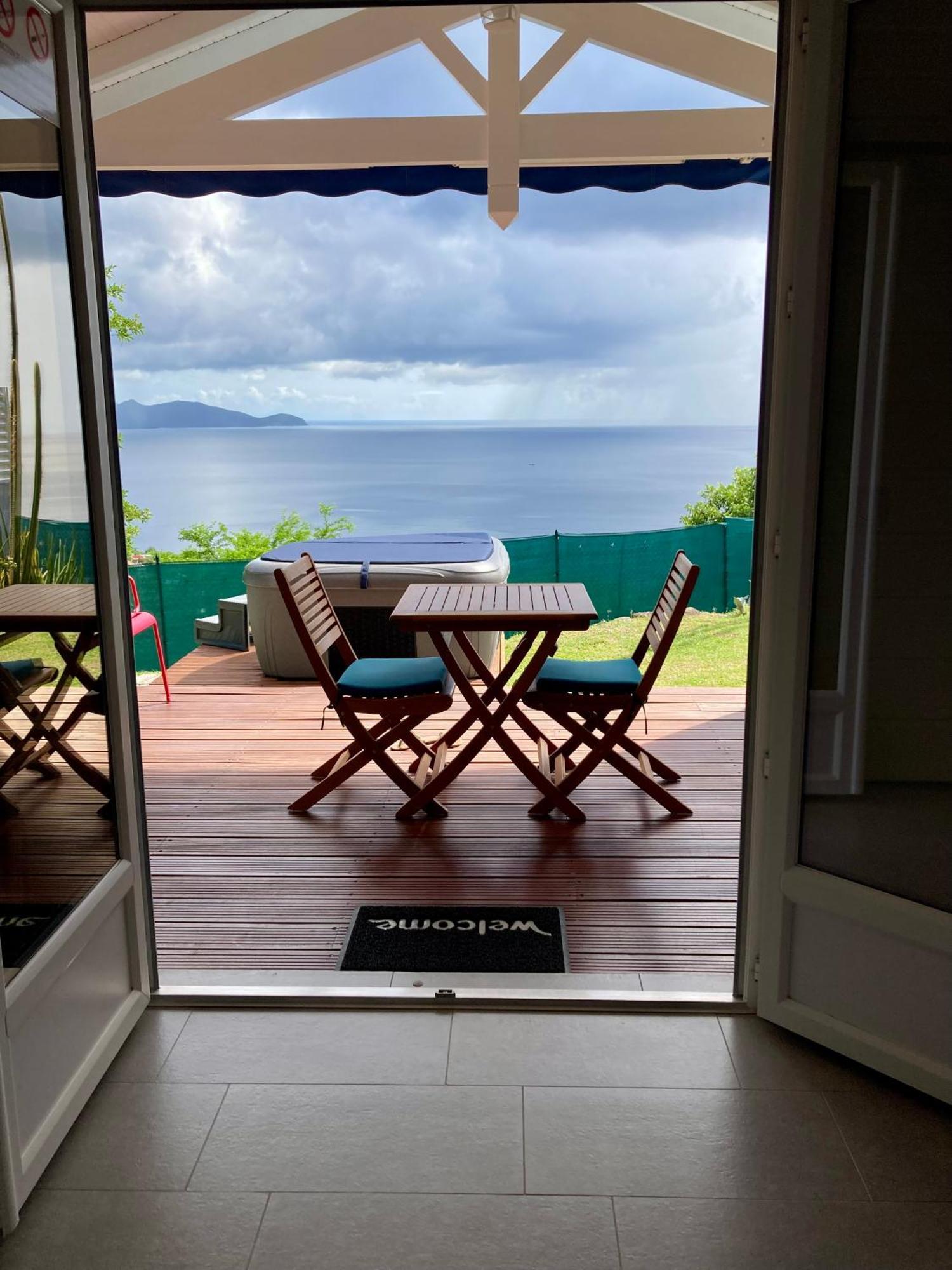 Bungalow Palbéa supérieur avec SPA et vue mer Schoelcher Extérieur photo